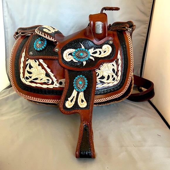 Mustang Western Saddle Purse, Handmade in USA by JohnPaul Leatherworks NWOT - Picture 1 of 15